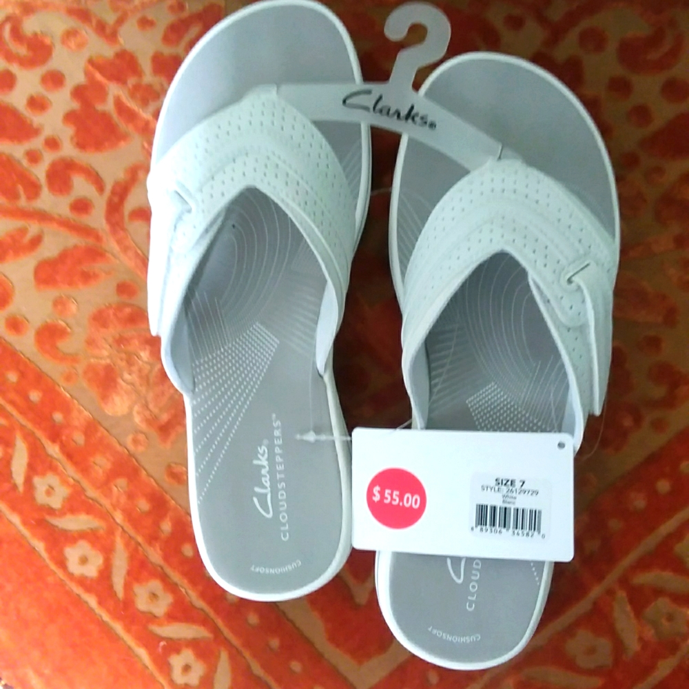 CLARK'S Cloudsteppers. Size 7. NEW!